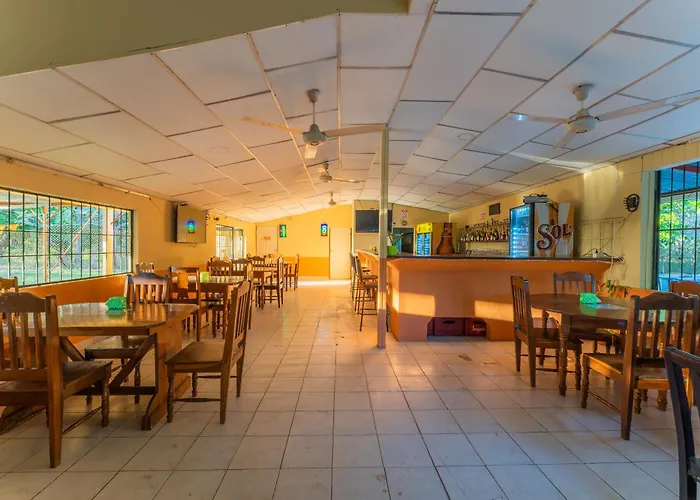 Bed and breakfast El Cocobolo Food&rest 2 Wifi Ac Pkg Free Swimmingpool