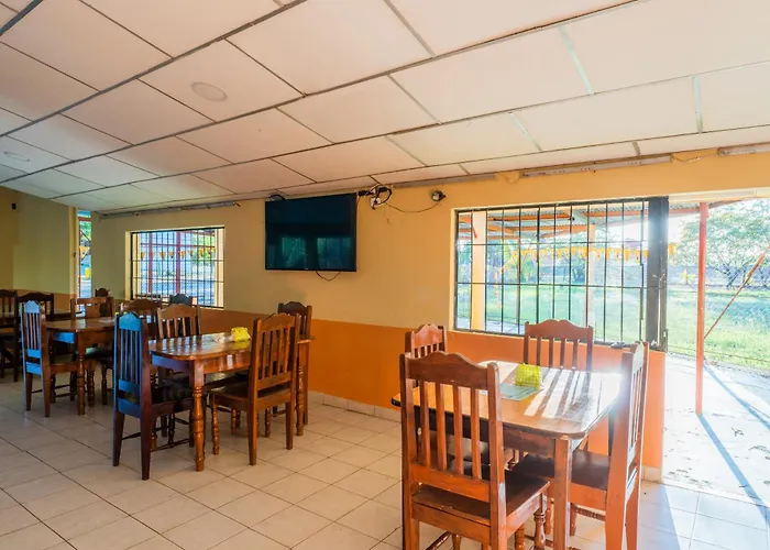 El Cocobolo Food&rest 2 Wifi Ac Pkg Free Swimmingpool Bed and breakfast