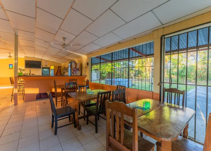 El Cocobolo Food&rest 2 Wifi Ac Pkg Free Swimmingpool Bed and breakfast
